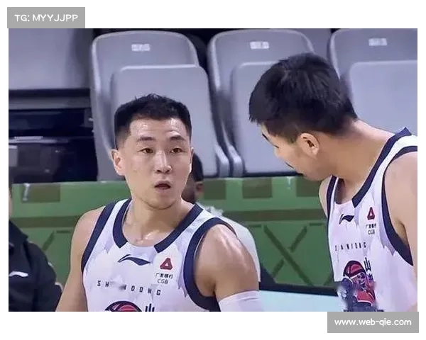 克里斯缺阵,高诗岩率山东残阵客场逆转,展现领袖担当 克里斯缺阵,高诗岩率山东残阵客场逆转,展现领袖担当